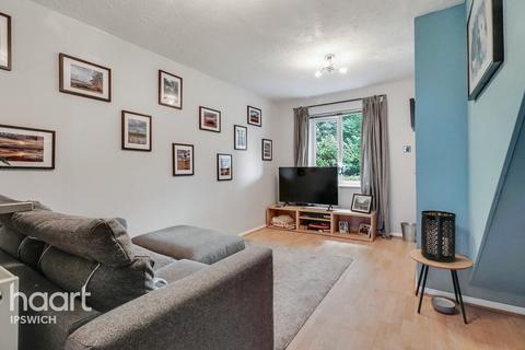 2 bedroom semi-detached house for sale, Finbars Walk, Ipswich