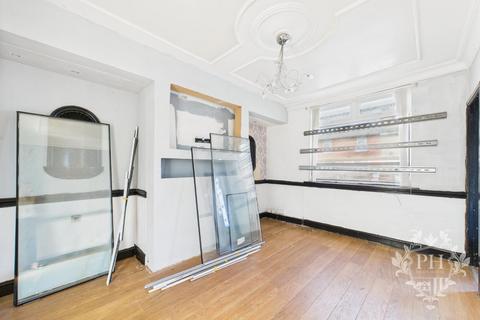 3 bedroom end of terrace house for sale, Eversham Road, Middlesbrough