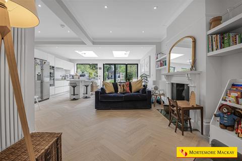 4 bedroom terraced house for sale, Woodberry Avenue, London