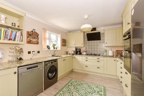 4 bedroom detached house for sale, Dall Square, Freshwater, Isle of Wight