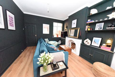 2 bedroom terraced house for sale, Newlands Road, Birmingham B30
