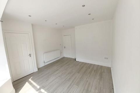 undefined, East Avenue, Wombwell, S73
