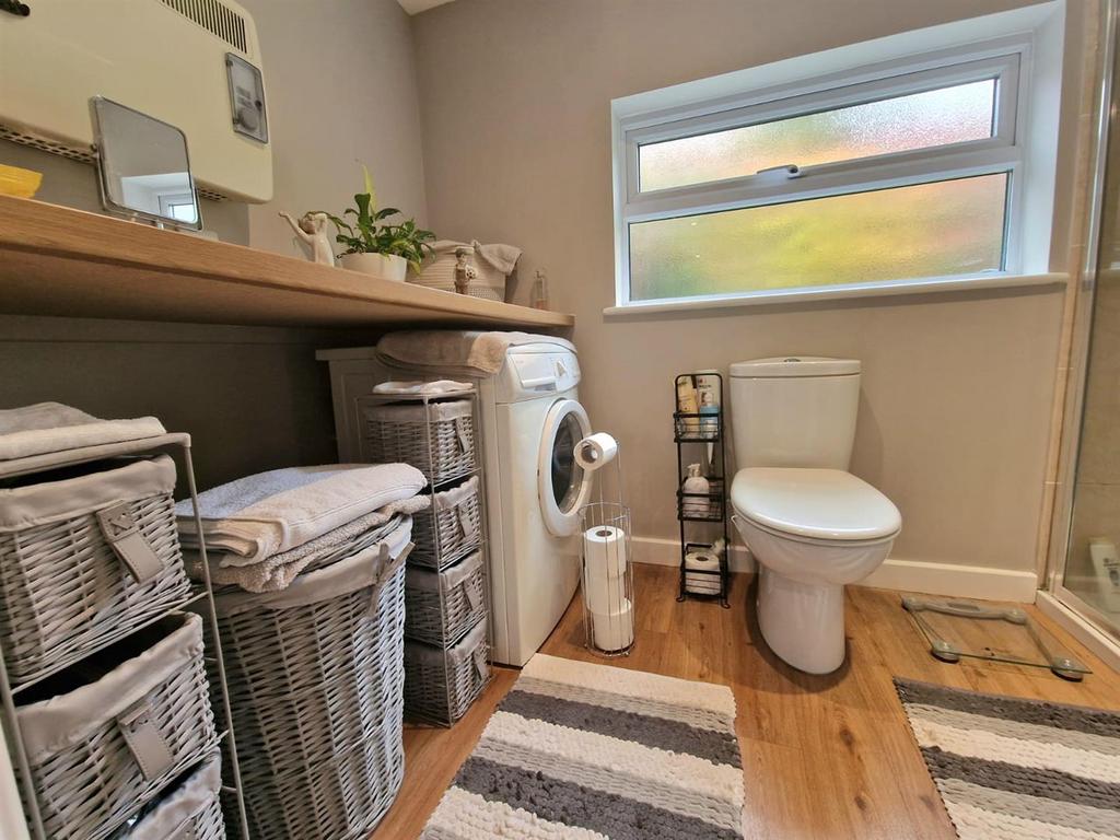Shower Room/Utility