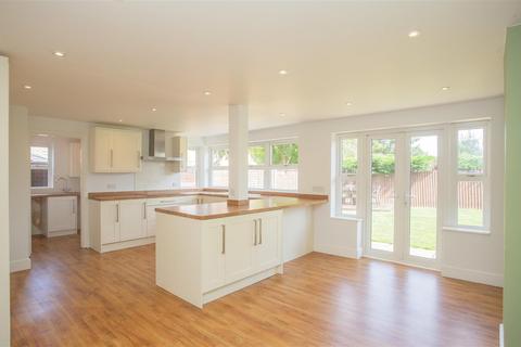 53 Dexter Way, Warmington, Peterborough, PE8 6WH