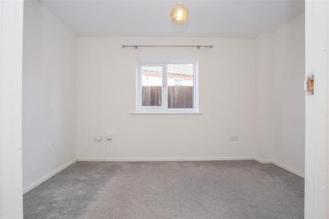 53 Dexter Way, Warmington, Peterborough, PE8 6WH