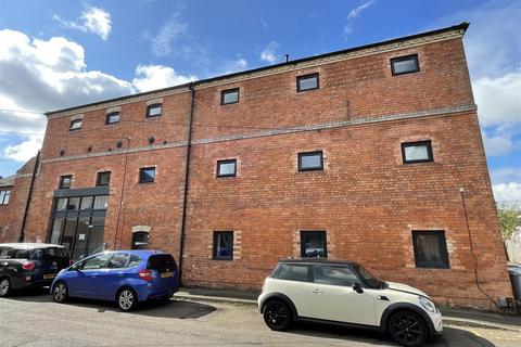 undefined, Maltings View*, Newark NG24