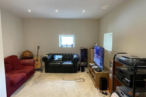 undefined, Maltings View*, Newark NG24