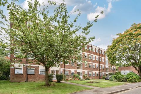 2 bedroom apartment for sale, Pinewood Grove, Ealing, London