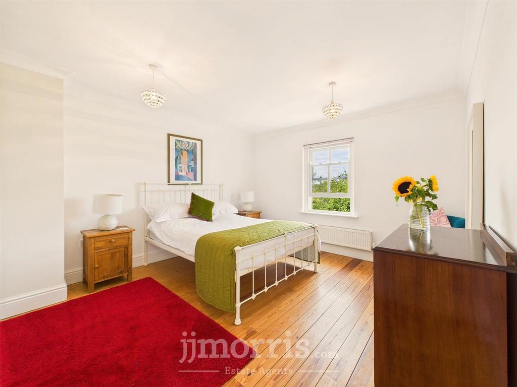 Bedroom 3 (Front)