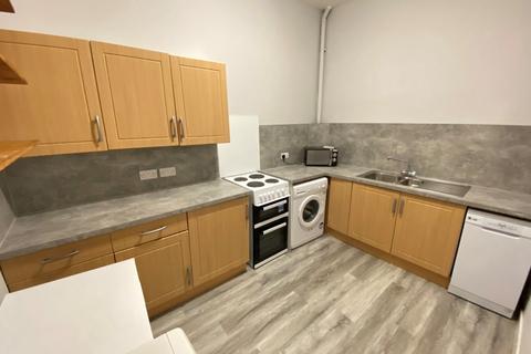 3 bedroom flat to rent, Morrison Street, Central, Edinburgh, EH3