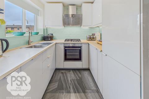 4 bedroom link detached house for sale, Howden Road, New Mills, SK22
