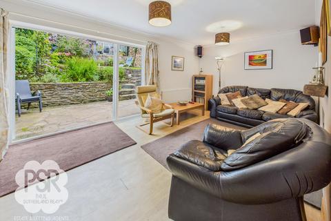 4 bedroom link detached house for sale, Howden Road, New Mills, SK22