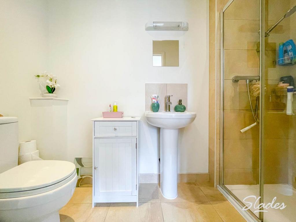 43 Grange en-suite