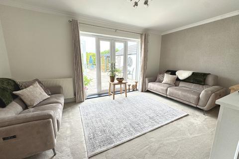4 bedroom detached house for sale, Wendover Road, Aylesbury HP22