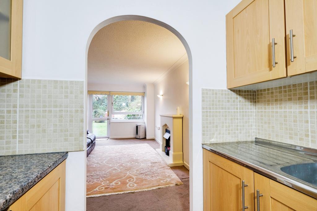 Kitchen/lounge