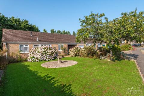 3 bedroom detached bungalow for sale, Forest Way, Winford, Sandown