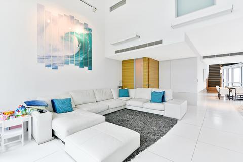 2 bedroom apartment for sale, Ontario Tower, Isle Of Dogs, London, E14