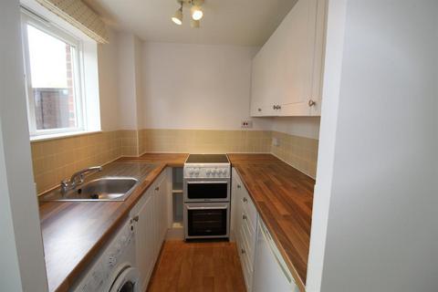 1 bedroom end of terrace house to rent, Page Close, Baldock, Hertfordshire, SG7 6PT
