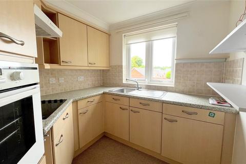 1 bedroom apartment for sale, Lymington Road, Highcliffe, Christchurch, Dorset, BH23