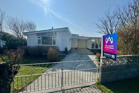 3 bedroom detached bungalow for sale, Lon Towyn Capel, Trearddur Bay, Anglesey, LL65