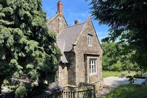 2 bedroom detached house for sale, Ashby Road, Loughborough, Leicestershire, LE11