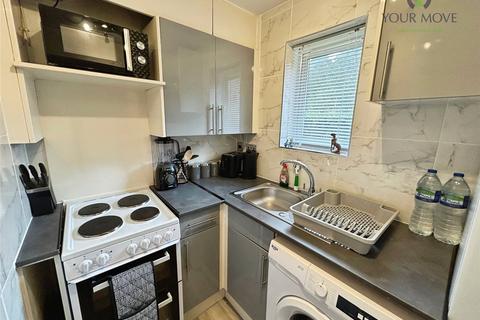 Clowser Close, Sutton SM1
