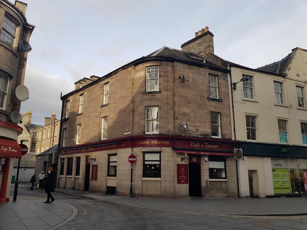 7 Kirkgate Perth PH1 5 TE