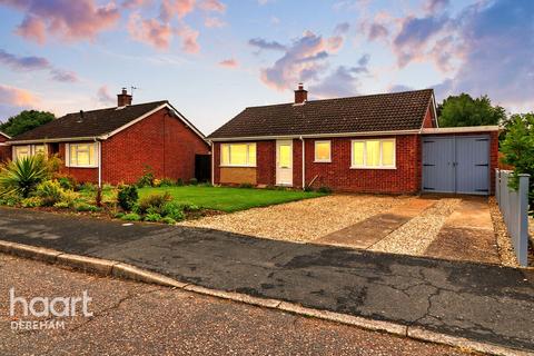 2 bedroom detached bungalow for sale, Eastgate, Shipdham