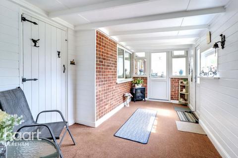 2 bedroom detached bungalow for sale, Eastgate, Shipdham