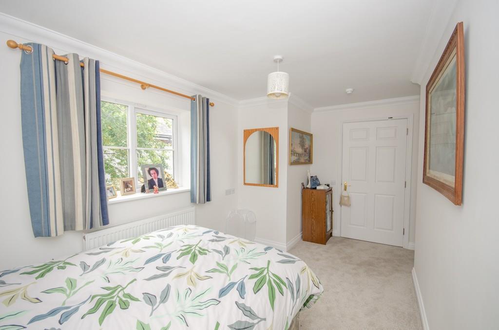 Bedroom pic 2.jpg