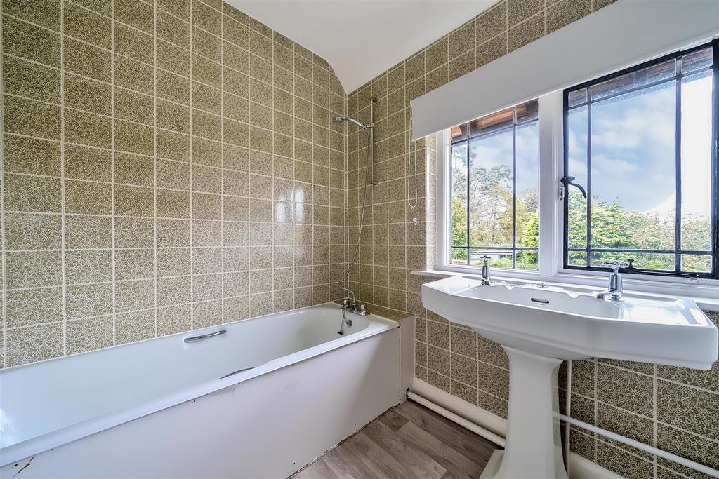 Ensuite