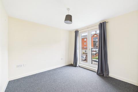 Flat 4, 8 Great Western Road, Gloucester, GL1 3PP