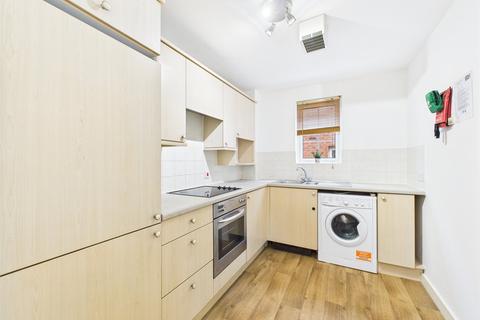 Flat 4, 8 Great Western Road, Gloucester, GL1 3PP