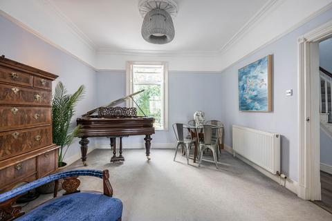 4 bedroom end of terrace house for sale, Suffolk Street, Leckhampton, Cheltenham, Gloucestershire, GL50