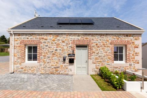2 bedroom detached house for sale, The Bake House, Heritage Farm, St Clement