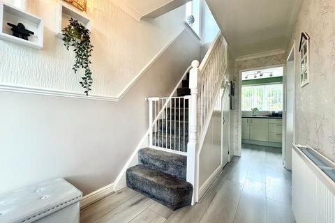 5 Camberley Crescent, Wolverhampton, WV4 6QR