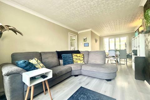 5 Camberley Crescent, Wolverhampton, WV4 6QR
