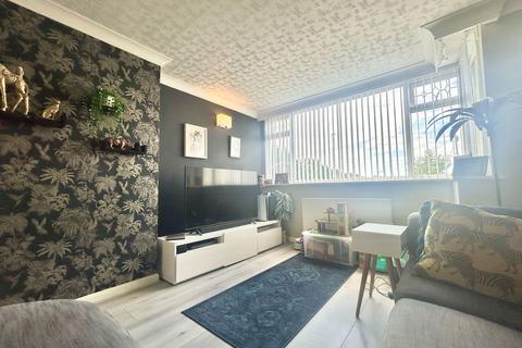 5 Camberley Crescent, Wolverhampton, WV4 6QR