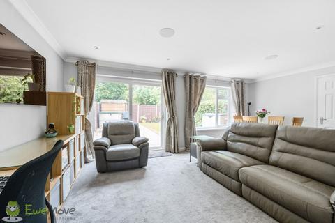 13 Cheriton Close, Tadley, RG26 3NG