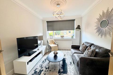 10 Cleveland Drive, Marton In Cleveland, Middlesbrough, TS7 8AE