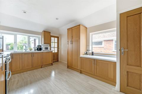 32 Birch Road, Godalming, GU7 3NT