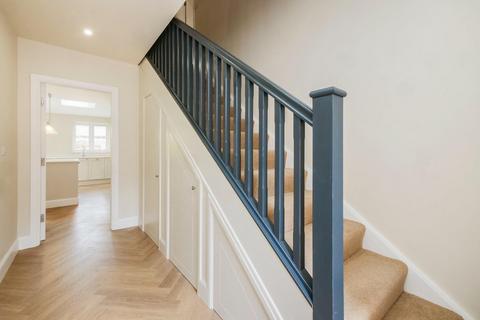 4 bedroom semi-detached house for sale, Moorland Road, York
