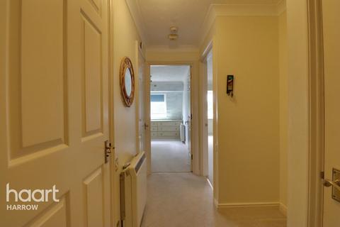 1 bedroom retirement property for sale, 523 Uxbridge Road, Pinner