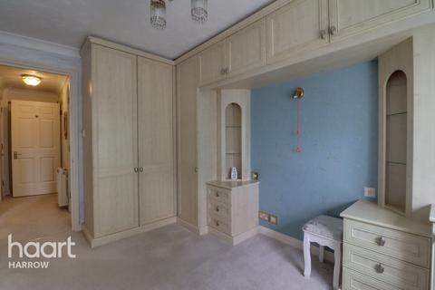 1 bedroom retirement property for sale, 523 Uxbridge Road, Pinner