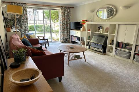 1 bedroom ground floor flat for sale, Trinity Court, Wethered Road, Marlow