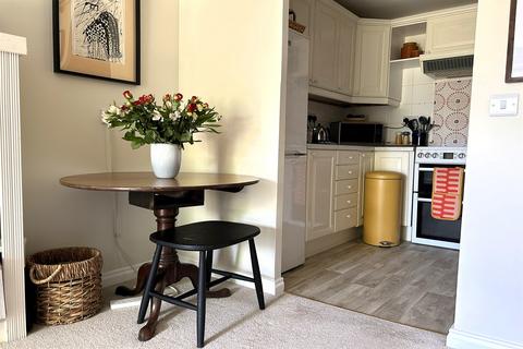 1 bedroom ground floor flat for sale, Trinity Court, Wethered Road, Marlow