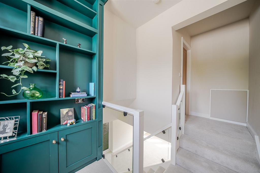 Book nook 1