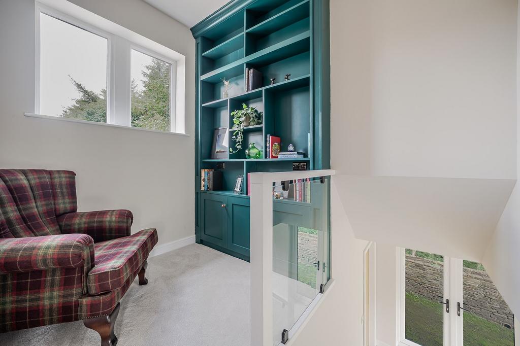 Book nook 2
