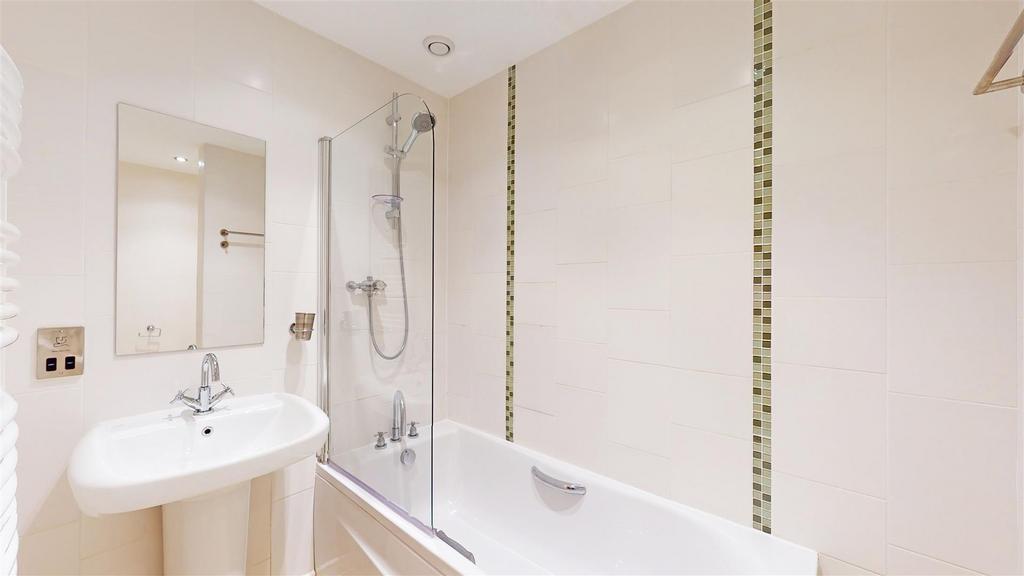 Nexus, Apt 2 Bathroom.jpg