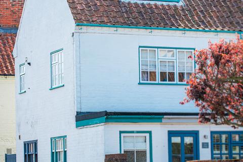 undefined, Chain Free in Wells-next-the-Sea